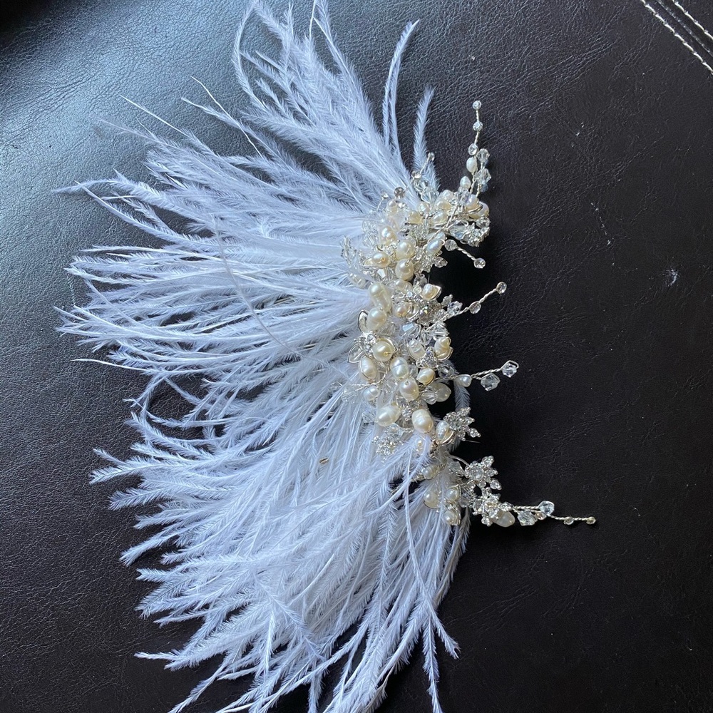 NWOT Bridal beaded feather hair comb - Picture 2 of 6